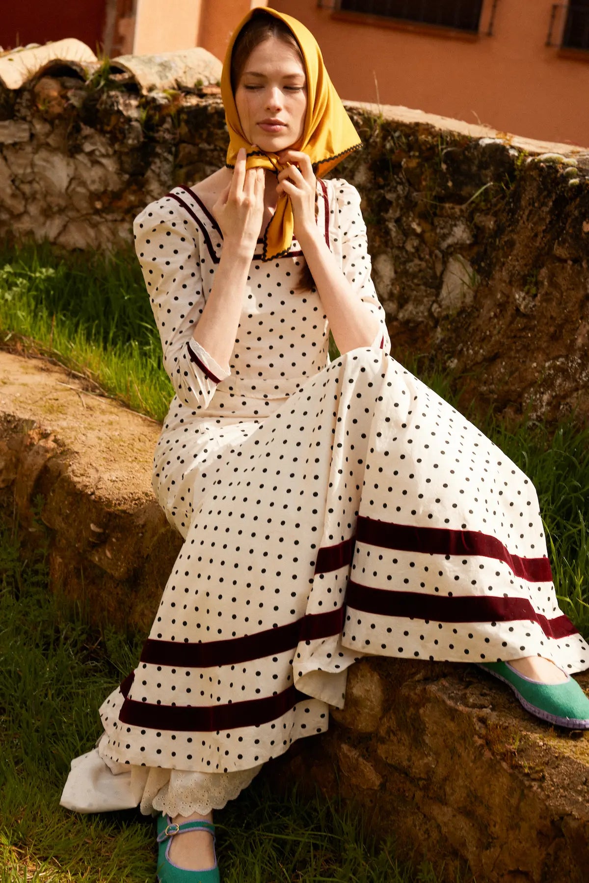 Falda Fotunata lunar negro