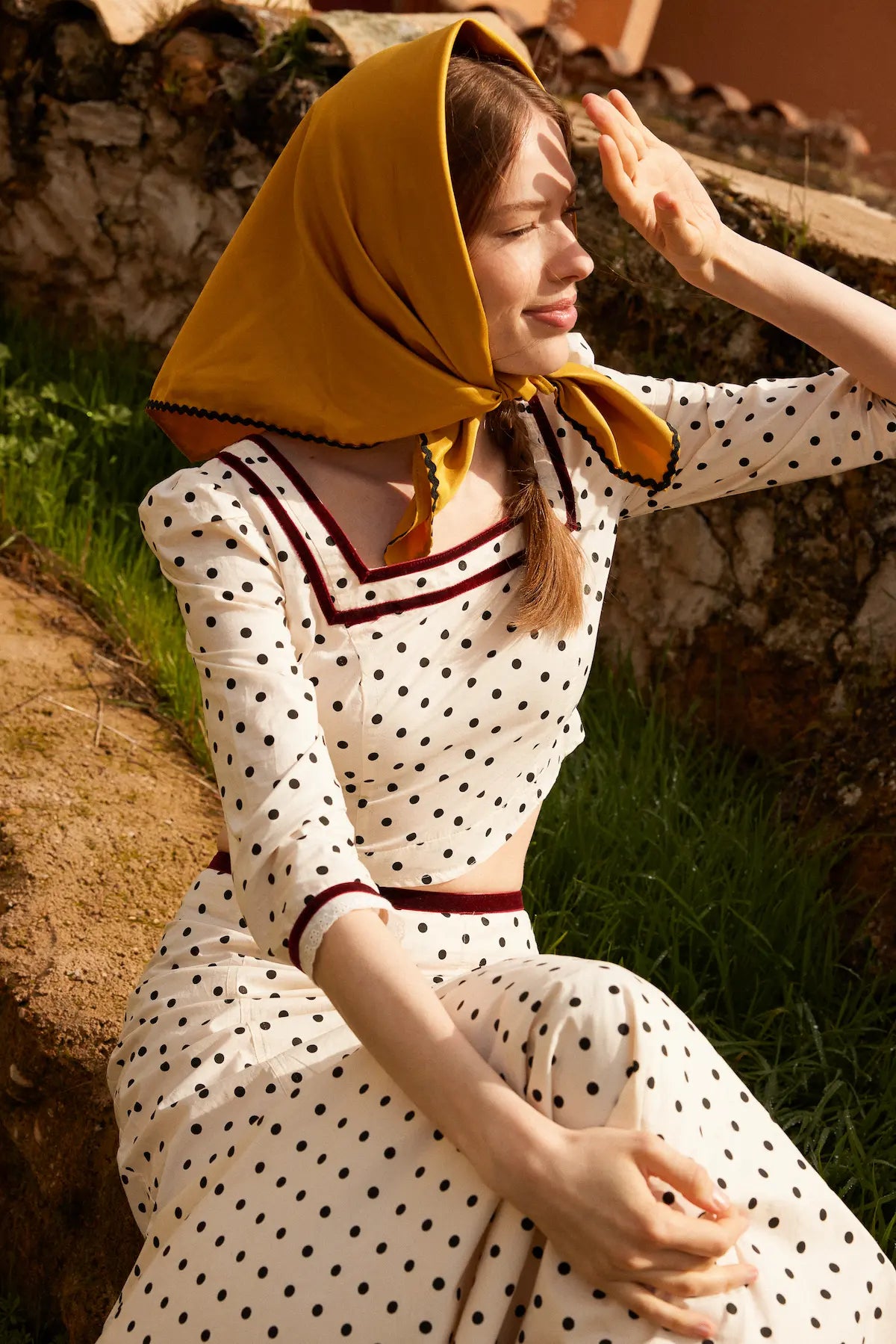 Top Fortunata lunares negro